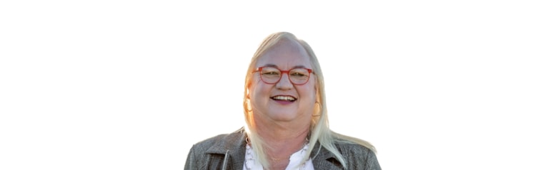 Tracey Bull, your local property expert in Cannon Rocks, South Africa