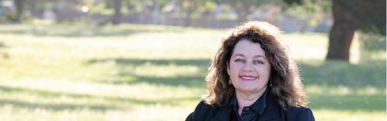 Linda Engelbrecht, your local property expert in Summerstrand, South Africa