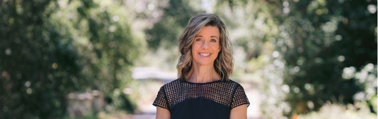 Eve Holloway, your local property expert in Chapmans Peak, South Africa