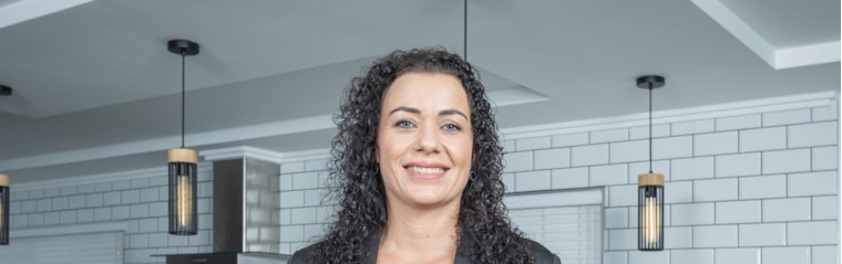 Adrie Lamprecht, your local property expert in Amanzimtoti, South Africa