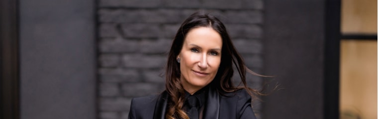 Linda Nunes, your local property expert in Eagle Canyon Golf Estate, South Africa