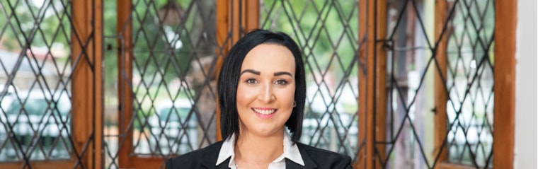 Ishmeralda Cronje, your local property expert in Bendor Park, South Africa