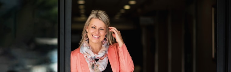 Sarah Wardle, your local property expert in Lonehill, South Africa