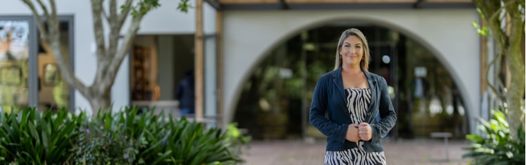 Roxanne Winks, your local property expert in Rondebosch Park Estate, South Africa