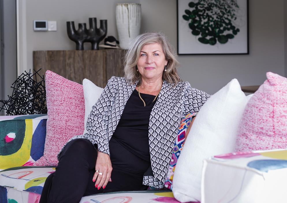 Lois Fox, your trusted property expert in the Pam Golding Properties St Francis Bay office. Lois Fox, your trusted property expert in the Pam Golding PropertiesSt Francis Bay office.