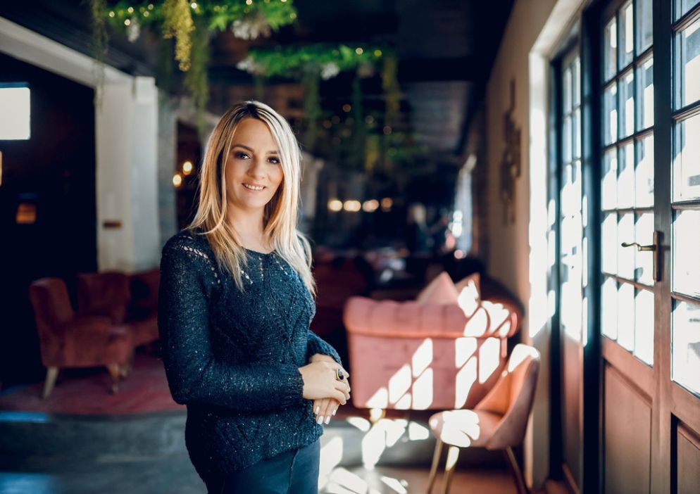 Charlene Hendricks, your trusted property expert in the Pam Golding Properties Northern Suburbs Rentals office. Charlene Hendricks, your trusted property expert in the Pam Golding PropertiesNorthern Suburbs Rentals office.