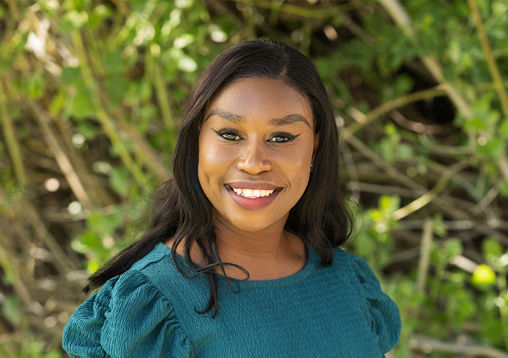 Itayeng Malaka, your trusted property expert in the Pam Golding PropertiesSunningdale office.