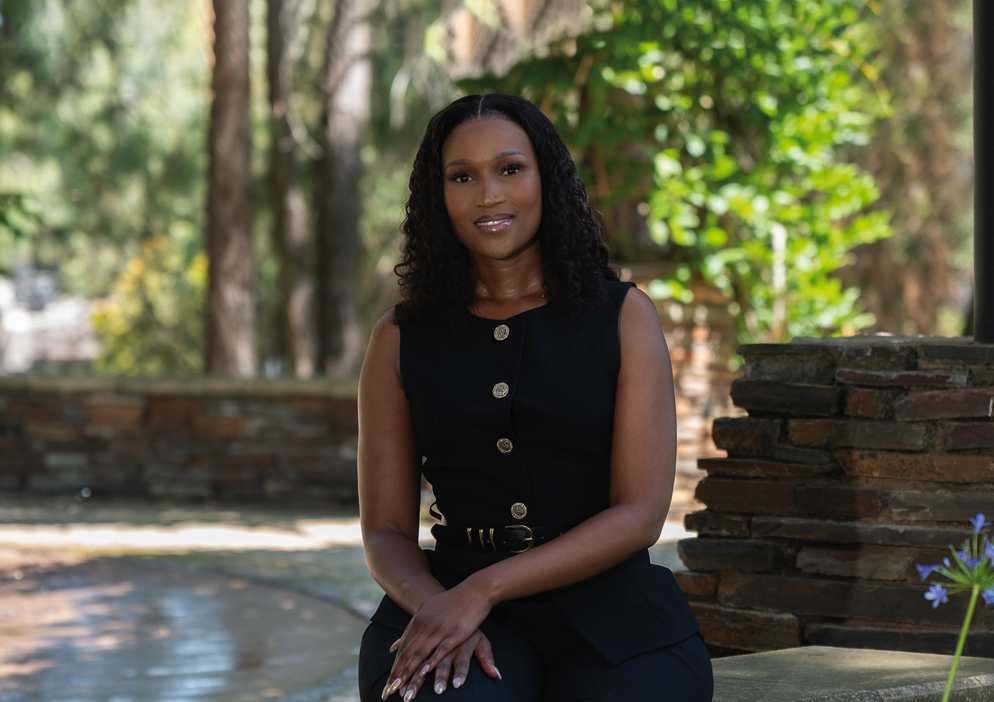 Pabi Maroke, your trusted property expert in the Pam Golding PropertiesJohannesburg South office.