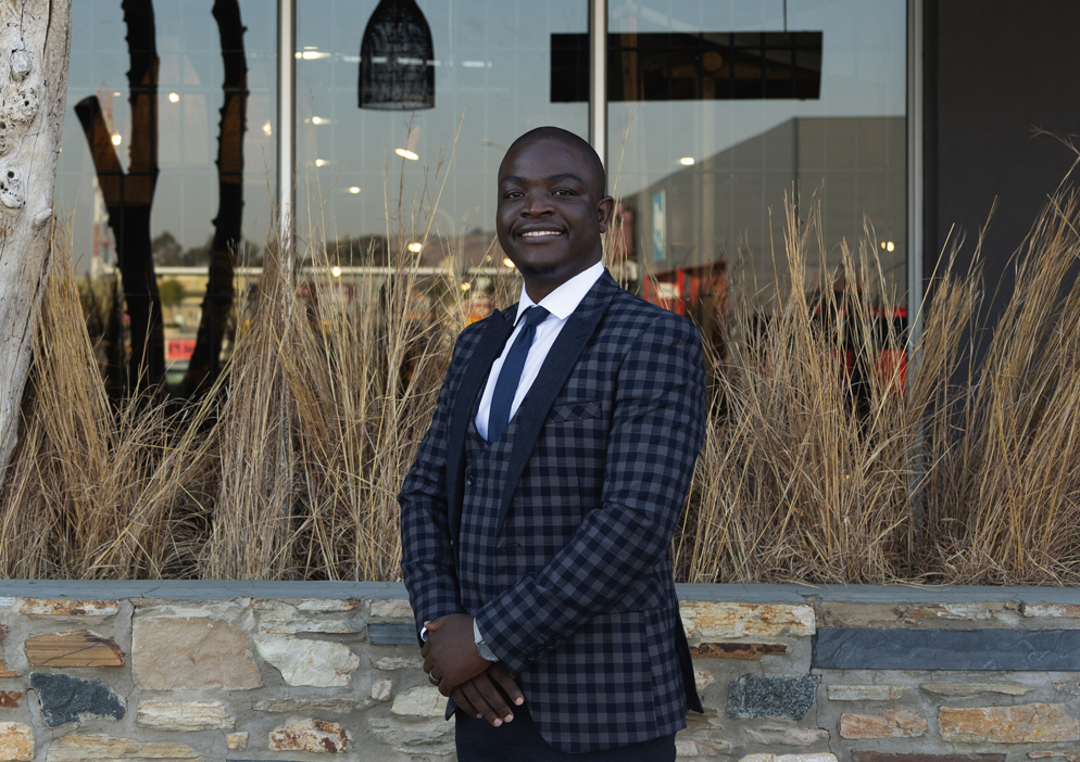 Stewart Mareere, your local property expert in Tshepisong, South Africa Stewart Mareere, your local property expert in Tshepisong, South Africa