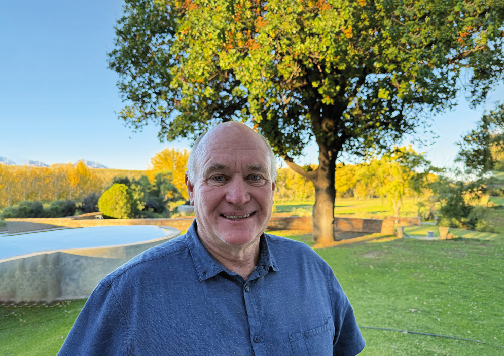 Howard Sheard, your local property expert in Graaff-Reinet Rural, South Africa Howard Sheard, your local property expert in Graaff-Reinet Rural, South Africa