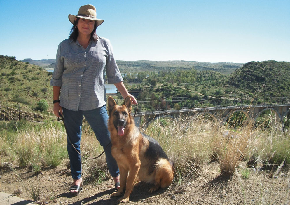 Rose Shuttleworth, your trusted property expert in the Pam Golding Properties Bethulie office. Rose Shuttleworth, your trusted property expert in the Pam Golding PropertiesBethulie office.