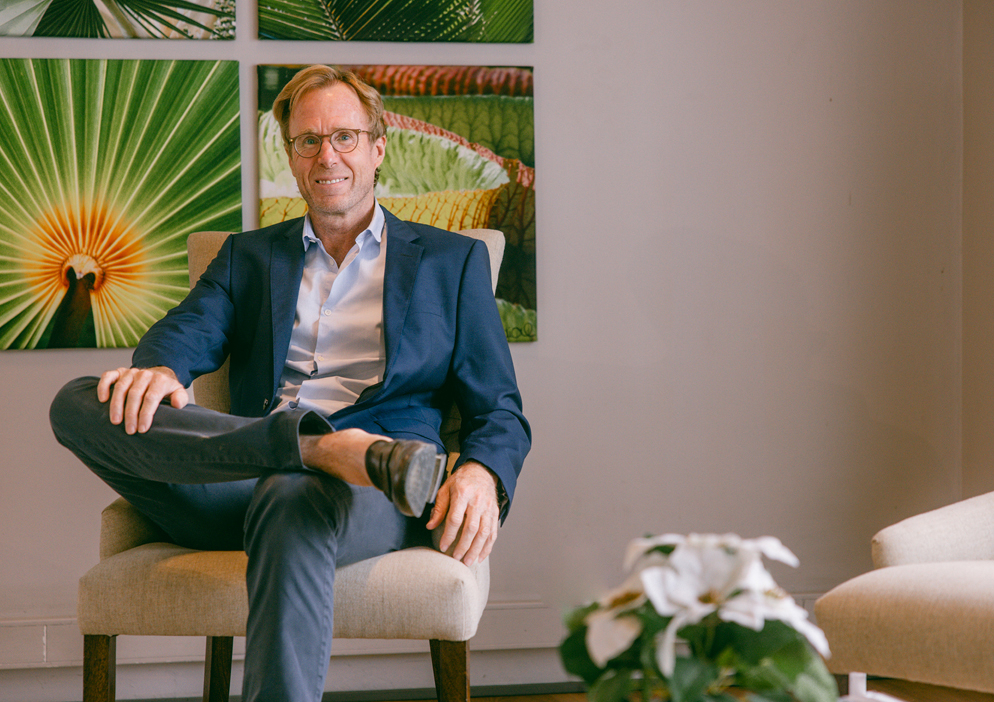 Jonathan Tagg, your trusted property expert in the Pam Golding PropertiesMauritius - Grand Baie office.