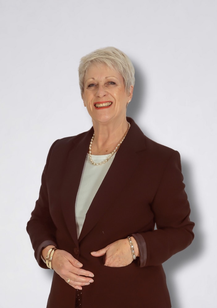 Nadia Harding, your trusted property expert in the Pam Golding Properties Wilderness office. Nadia Harding, your trusted property expert in the Pam Golding PropertiesWilderness office.