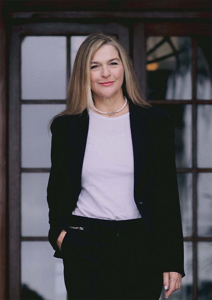 Laura Alan, your trusted property expert in the Pam Golding Properties Southern Peninsula office. Laura Alan, your trusted property expert in the Pam Golding PropertiesSouthern Peninsula office.