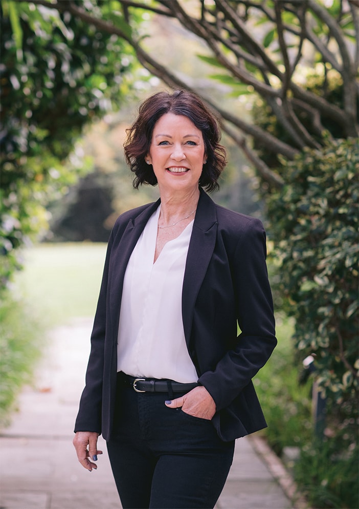 Debbie Chalmers, your trusted property expert in the Pam Golding PropertiesSouthern Suburbs office.