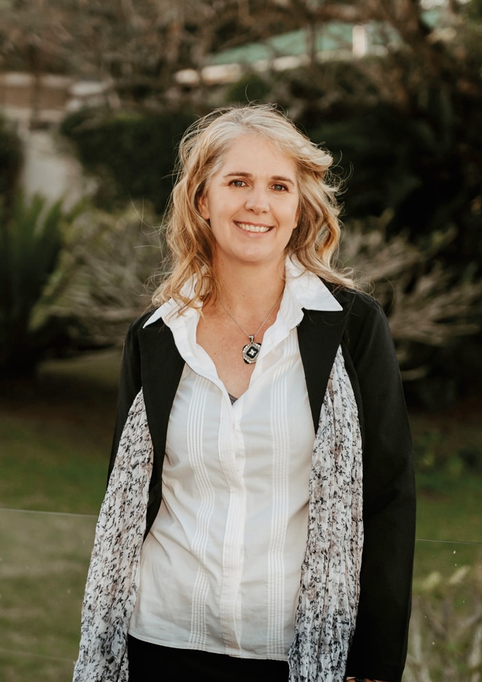 Holly Colville-Reeves, your trusted property expert in the Pam Golding Properties Bathurst office. Holly Colville-Reeves, your trusted property expert in the Pam Golding PropertiesBathurst office.