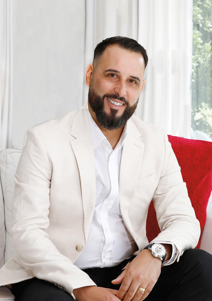 Arsenio De Araujo, your trusted property expert in the Pam Golding PropertiesKuils River office.