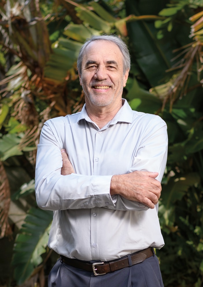 Dennis Hammerschlag, your trusted property expert in the Pam Golding Properties Port Edward office. Dennis Hammerschlag, your trusted property expert in the Pam Golding PropertiesPort Edward office.