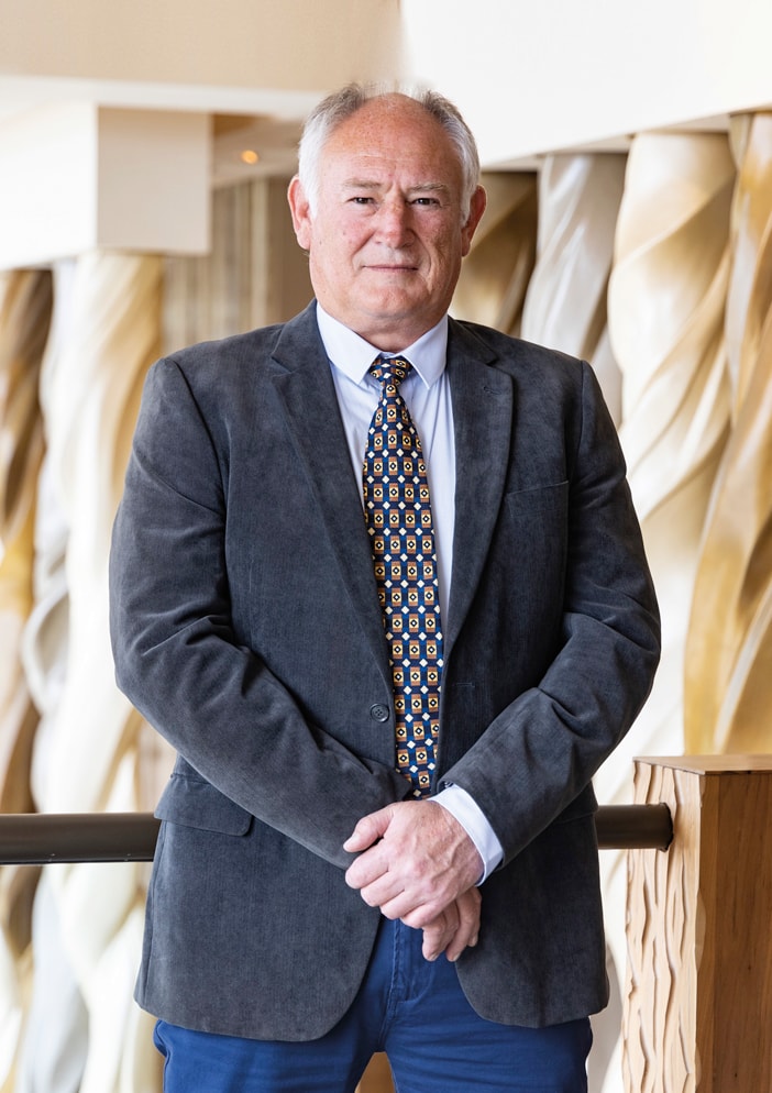 Hendrik Hattingh, your trusted property expert in the Pam Golding PropertiesMossel Bay office.