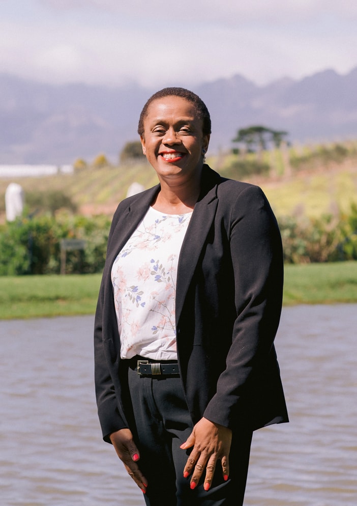 Nolundi Jikwana, your trusted property expert in the Pam Golding PropertiesKuils River office.
