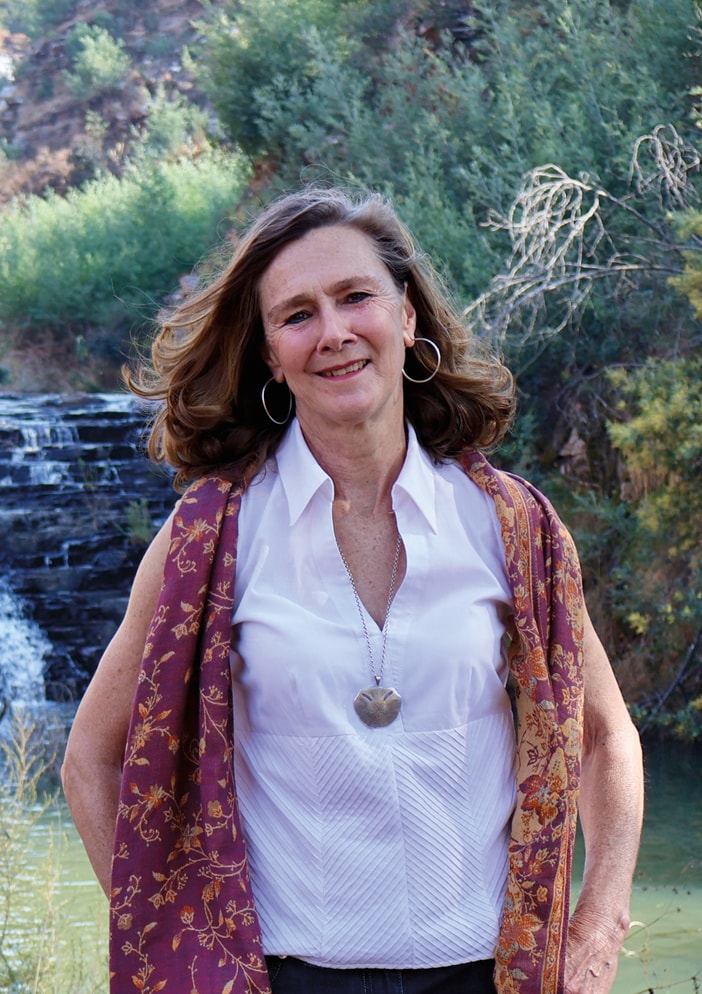 Sannelie Kruger, your trusted property expert in the Pam Golding PropertiesDullstroom office.