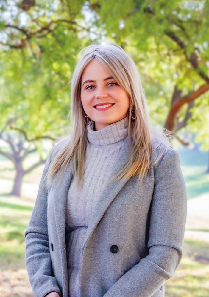 Annika Oosthuizen, your trusted property expert in the Pam Golding Properties Hartbeespoort office. Annika Oosthuizen, your trusted property expert in the Pam Golding PropertiesHartbeespoort office.