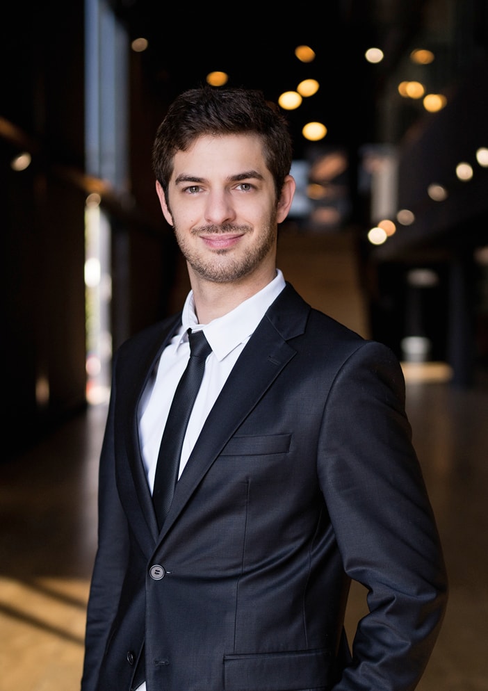 Anthony Rossen, your trusted property expert in the Pam Golding PropertiesHyde Park office.