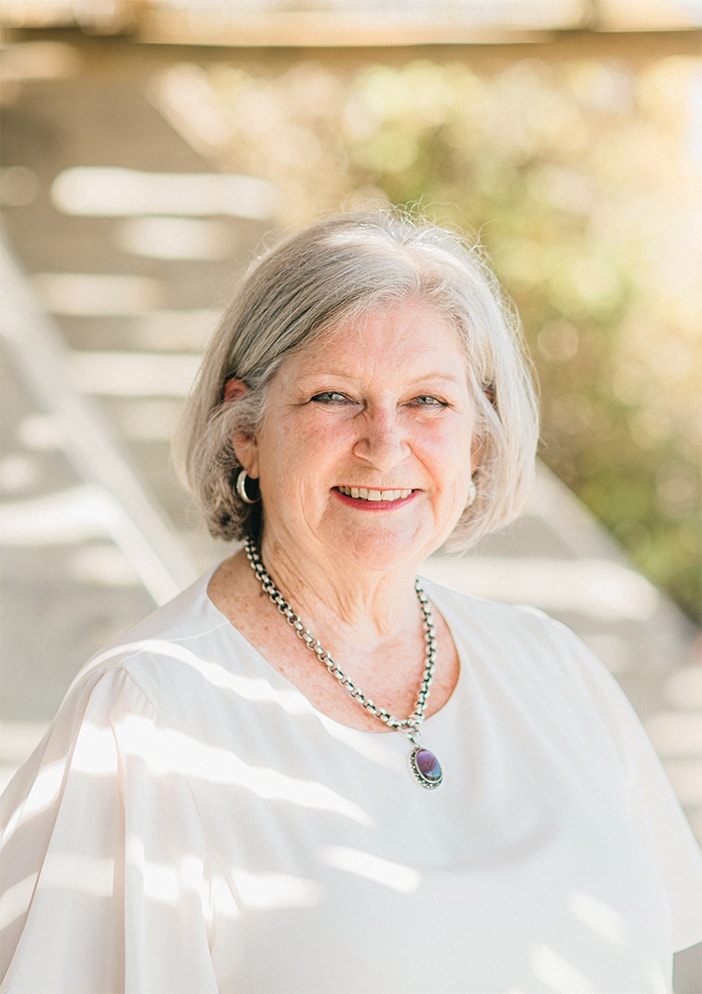 Sue Smuts, your trusted property expert in the Pam Golding Properties Yzerfontein office. Sue Smuts, your trusted property expert in the Pam Golding PropertiesYzerfontein office.