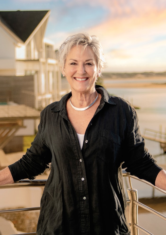 Dot Stuart-White, your trusted property expert in the Pam Golding Properties St Francis Bay office. Dot Stuart-White, your trusted property expert in the Pam Golding PropertiesSt Francis Bay office.