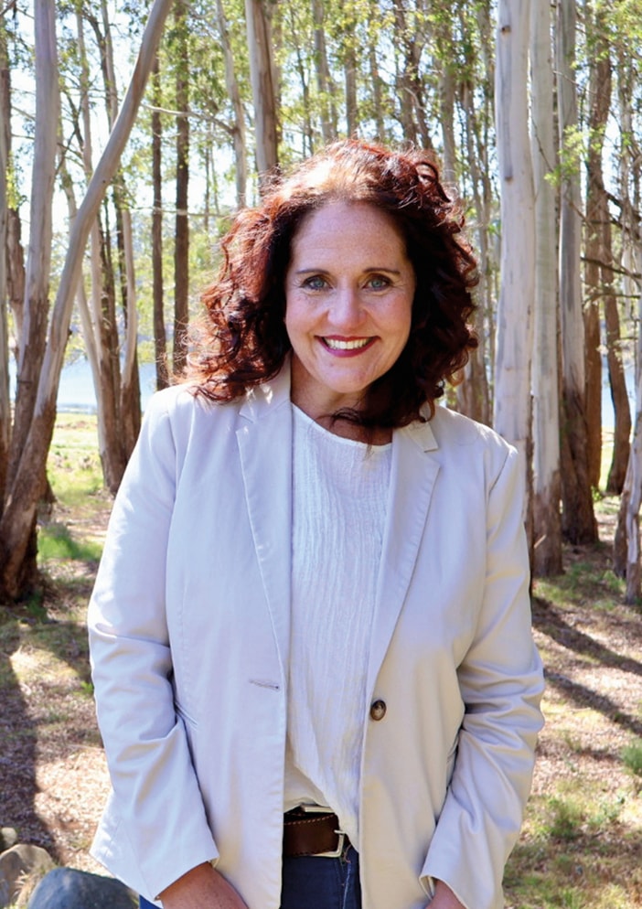 Elize Swart, your trusted property expert in the Pam Golding PropertiesDullstroom office.