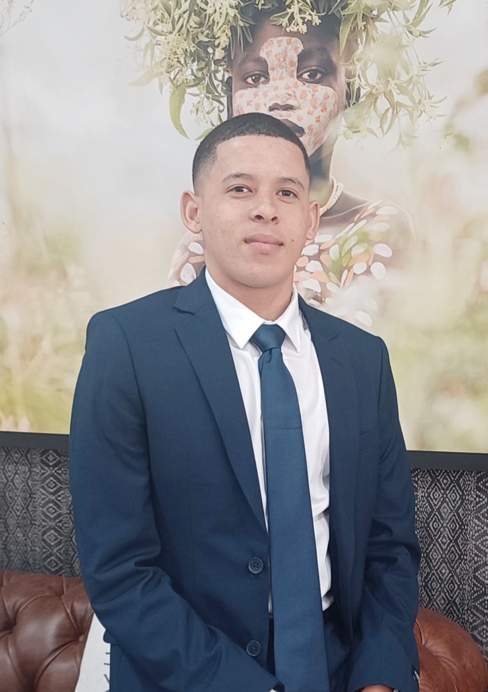 Darren Theunissen, your trusted property expert in the Pam Golding PropertiesMitchells Plain office.