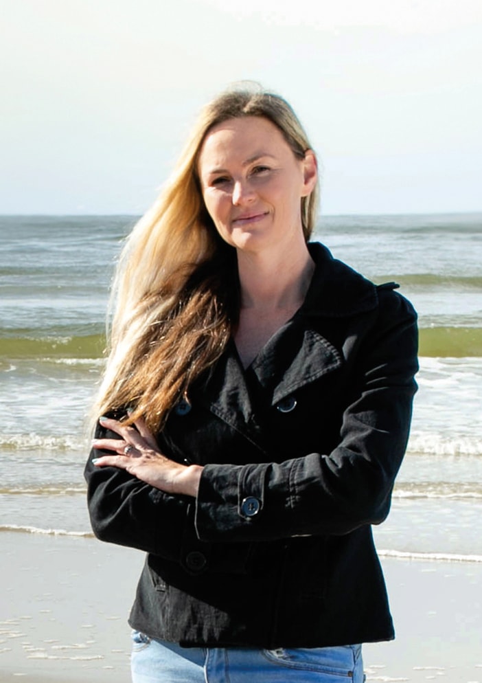 Liza Van Loggerenberg, your trusted property expert in the Pam Golding Properties Witsand office. Liza Van Loggerenberg, your trusted property expert in the Pam Golding PropertiesWitsand office.