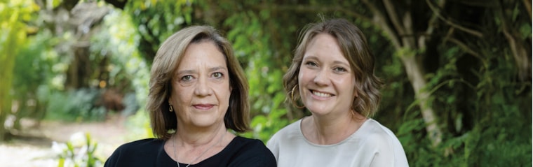 Deborah and Jacolene, your local property experts in Fraaiuitsig, South Africa