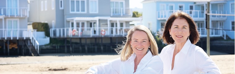 Svelka and Nicola, your local property experts in Knysna Quays, South Africa