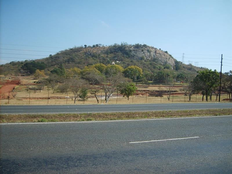 Commercial industrial property for sale in White River - 1NS1251244