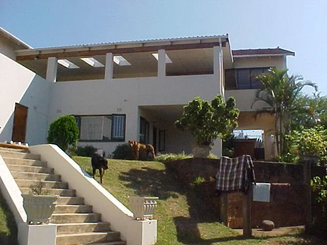 Double-storey house let in Durban North - 1ND1720896 Double-storey house let in Durban North - 1ND1720896