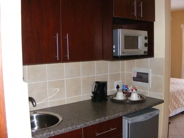 Bachelor apartment for sale in Port Edward - 1PD1021655 Bachelor apartment for sale in Port Edward - 1PD1021655