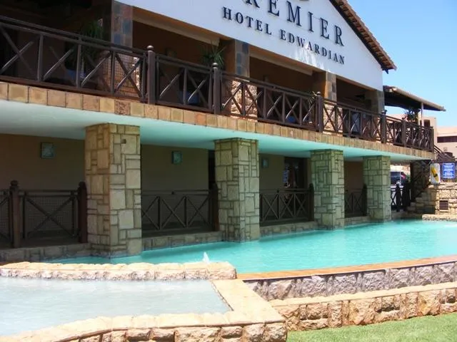 Bachelor apartment for sale in Port Edward - 1PD1021655 Bachelor apartment for sale in Port Edward - 1PD1021655