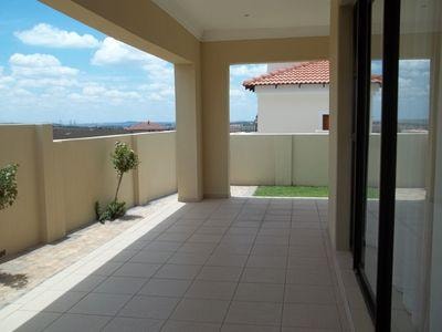 House let in Blue Valley Golf Estate - CNL1706239 House let in Blue Valley Golf Estate - CNL1706239