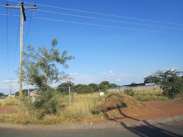 Commercial industrial property for sale in Ellisras (Lephalale) - 1ER1559555 Commercial industrial property for sale in Ellisras (Lephalale) - 1ER1559555