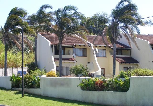 Townhouse for sale in Port Edward - 1PD1060943