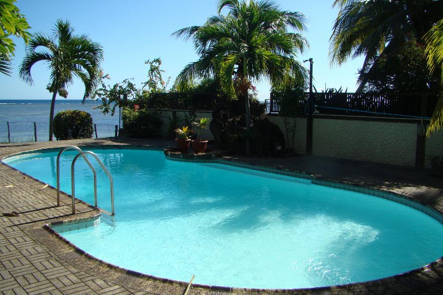 Beachfront villa for sale in Albion, Mauritius - MUR1090321