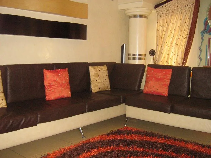 Security complex home for sale in Burgersfort - 1LY1091252 Security complex home for sale in Burgersfort - 1LY1091252