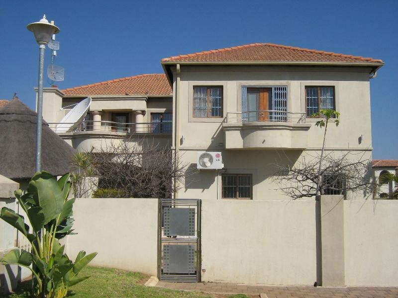 Security complex home for sale in Burgersfort - 1LY1091252