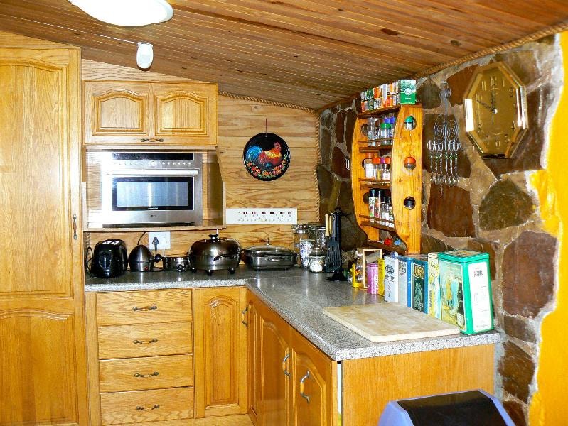 Smallholding for sale in Rustenburg - 1RU1110047