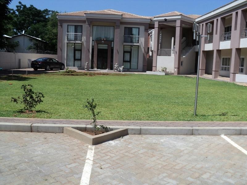 Apartment to rent in Village, Botswana - 3BO1743598 Apartment to rent in Village, Botswana - 3BO1743598