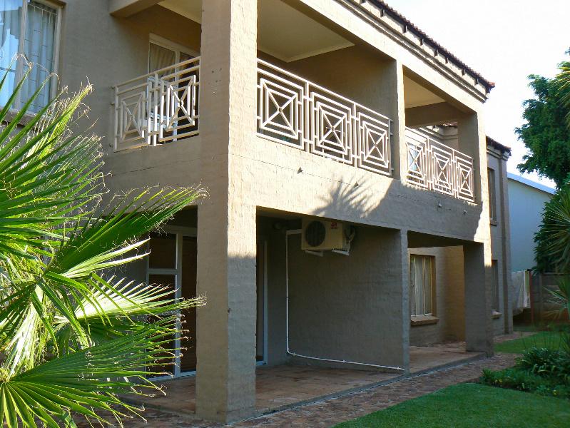 Cluster for sale in Rustenburg - 1RU1122596