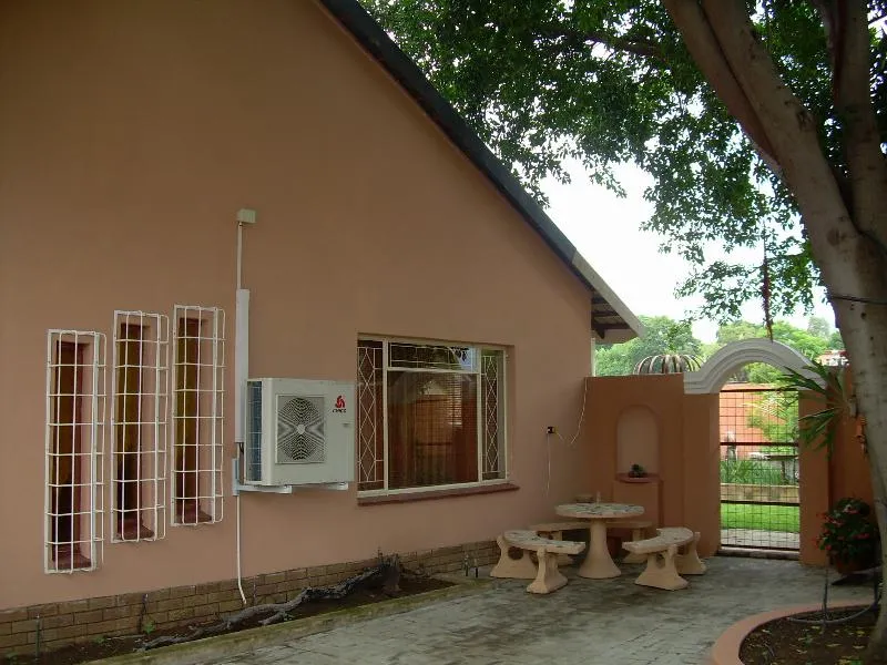 Single-storey house for sale in Rustenburg - 1RU1123784
