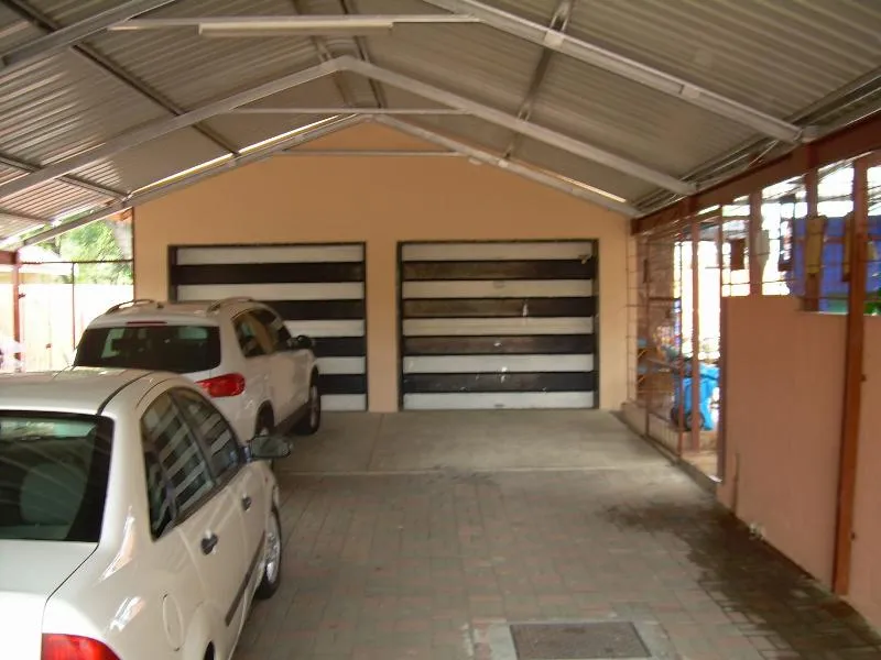 Single-storey house for sale in Rustenburg - 1RU1123784
