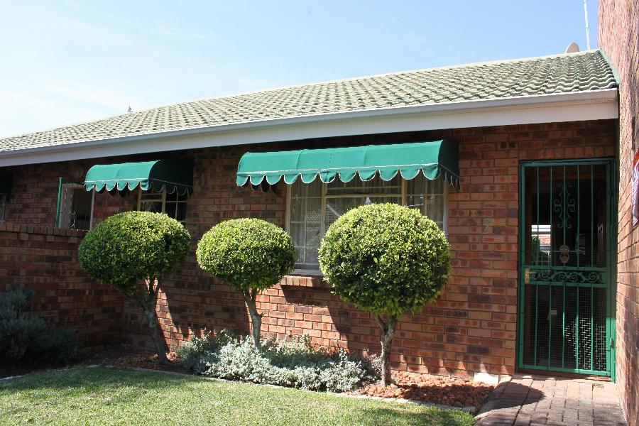 House for sale in Mbombela Ext 14 (Nelspruit Ext 14) - 1NS1676344
